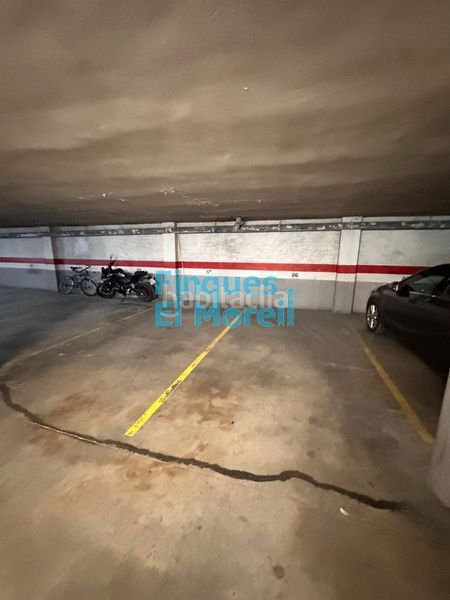 Foto 77ea49b4-6185-430e-b79f-e342a6ac09f2. Aparcament cotxe a Ponent Reus