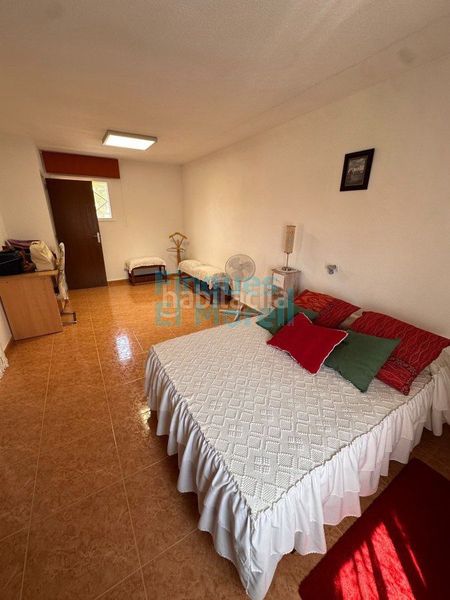 Foto 0c1964f9-2f27-4ca2-871a-4fed86ed4ae3. Casa amb aparcament a Aleixar (L´)