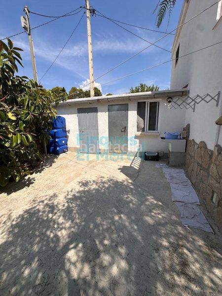 Foto 5875ec9a-3688-4b71-ad2c-f049c2df622d. Casa amb aparcament a Aleixar (L´)
