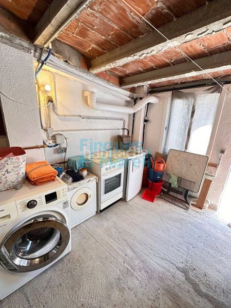 Foto a85ec7c3-daa4-485f-9d0a-a167cf5ddc30. Casa amb aparcament a Aleixar (L´)