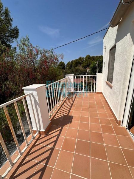 Foto cb5475c6-6006-4dd7-bcbc-4a840224610d. Casa amb aparcament a Aleixar (L´)