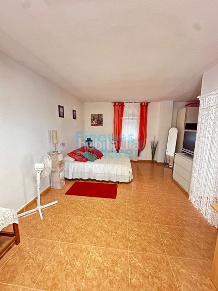 Foto e6ec46d8-c366-450b-a27c-fc4970060eed. Casa amb aparcament a Aleixar (L´)