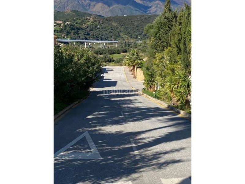 Foto 37ab4ab1-f38b-4b5f-9e5f-9c80fd2de6f2. Residential plot in alcornoque 10 in Los Llanos Estepona