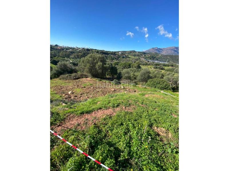 Foto fdd58a45-67d8-4c5c-ac8b-684d09b5e611. Residential plot in alcornoque 10 in Los Llanos Estepona