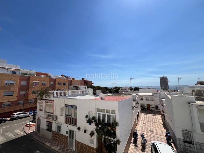Foto 127bc0fd-fc91-45bb-80df-11e4e7d648f8. Piso en méndez núñez 1 piso en venta en puerto en Estepona