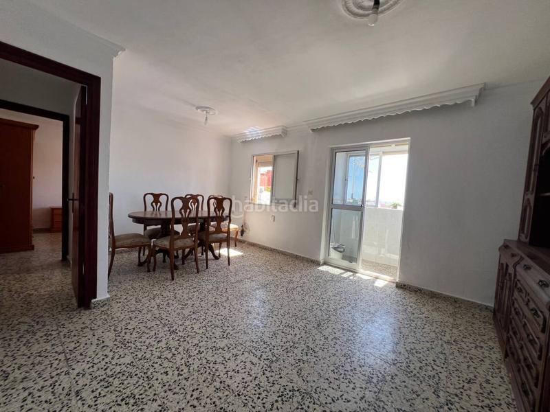 Foto ba462a3e-119a-4f04-8d0a-320af9c926a8. Piso en méndez núñez 1 piso en venta en puerto en Estepona