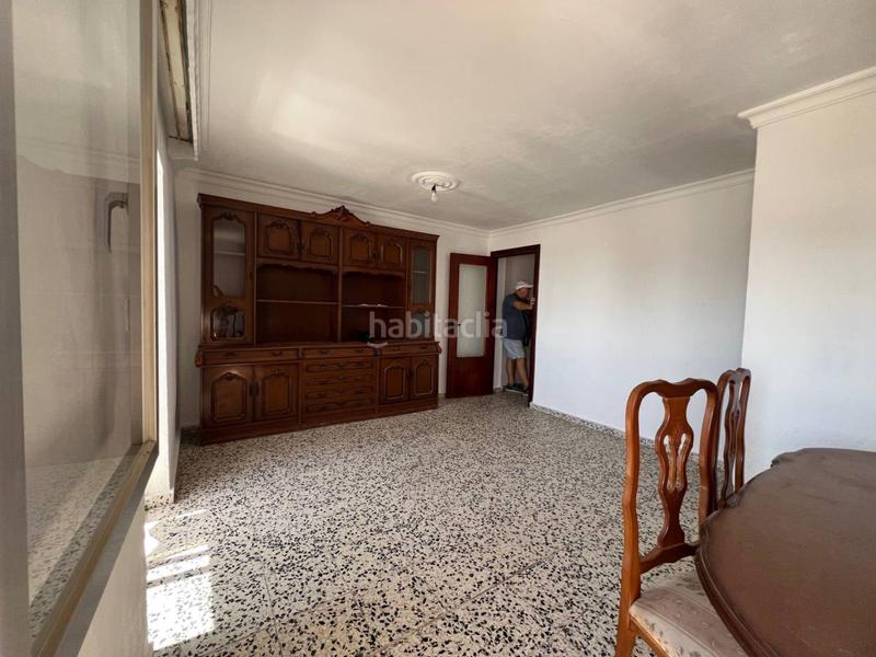 Foto d94de856-69c6-42b8-b93b-a68e097b9d2e. Piso en méndez núñez 1 piso en venta en puerto en Estepona
