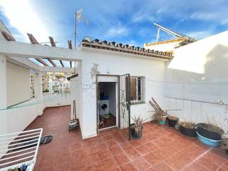 Maison jumelée  Santander 14. Casa en venta en av. andalucia, la lobilla, estepona