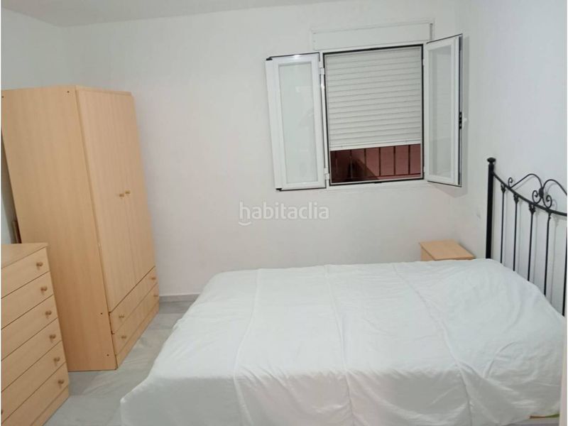 Foto d70532ad-9f3c-41e2-81b3-70f79abd8575. Dúplex a calle sidney 1 a altos de Estepona Estepona