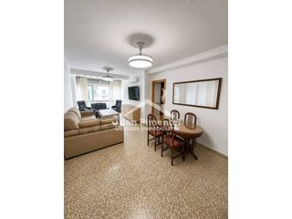 Pis a Avenida mar y sierra 5. Piso en av. mar y sierra, estepona