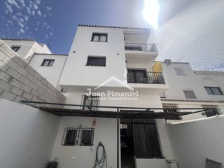 Casa  Calle gibraltar 20. Casa unifamiliar en venta en casco antiguo