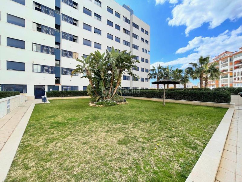 Foto 33163370-d3c1-46be-b24a-3372ffd4284e. Attique dans calle vista africa 4 dans Centro Estepona