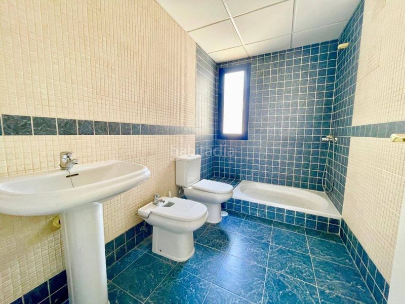 Foto e3a4f84d-0f5b-4ccc-bb6a-1d00c8a19d07. Attique dans calle vista africa 4 dans Centro Estepona