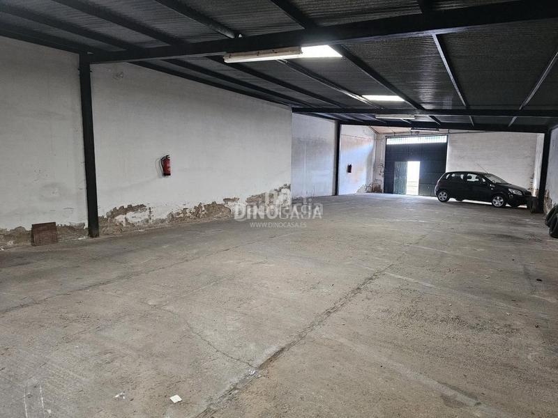 Foto a93a3a25-b8af-4c2c-afa1-08909a8ac52f. Aparcament cotxe a Cartaya