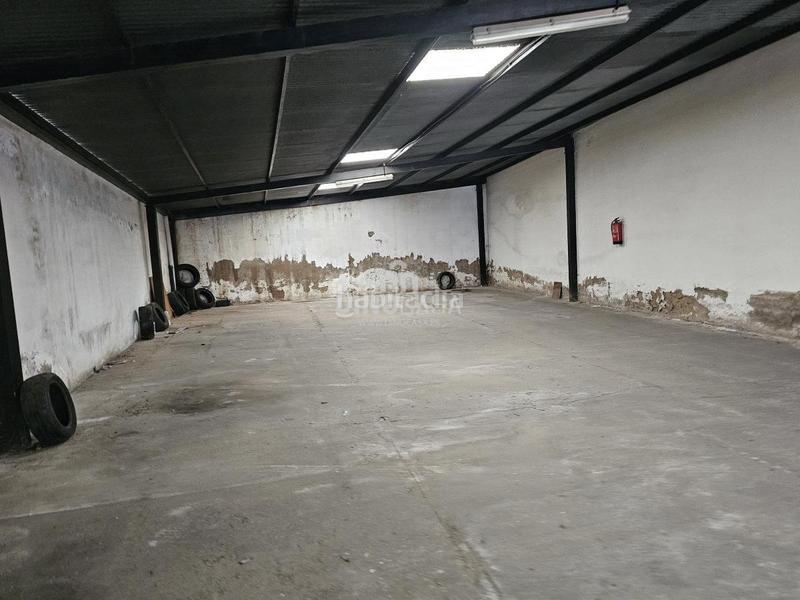 Foto f9c67f80-cb22-4150-bd93-0ed7e700c12e. Aparcament cotxe a Cartaya