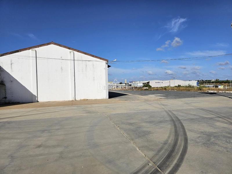 Foto e292b940-9f87-4e6b-9932-189027562192. Nave industrial  en venta , 3 dormitorios. en Cartaya