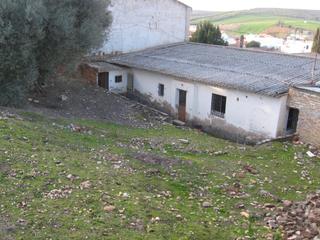Casa a Guadalcázar. Casa de una planta con terreno de 380 metros.