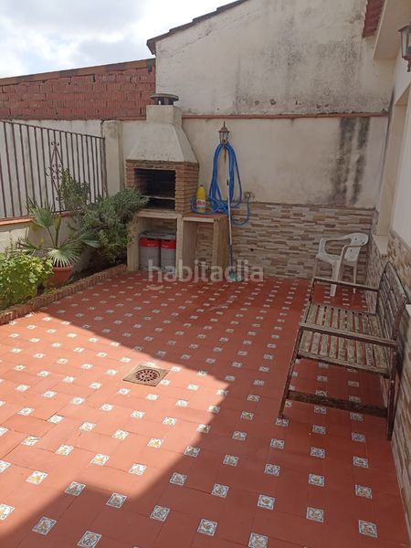 Foto a0d1d466-9c54-4649-ab1c-d43c0fad133f. Casa amb piscina a Fuente Palmera
