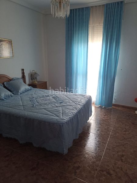 Foto c2f3cddd-2856-4d38-a43f-759f36eb318c. Casa amb piscina a Fuente Palmera