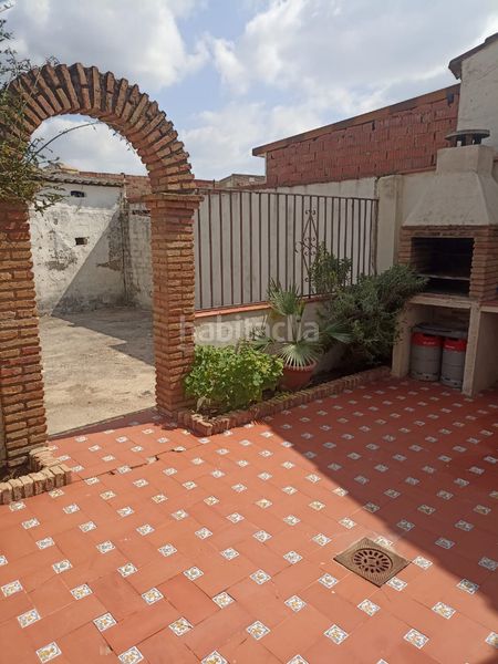 Foto d15c418b-51b5-47f7-8024-29a7900db59d. Casa amb piscina a Fuente Palmera