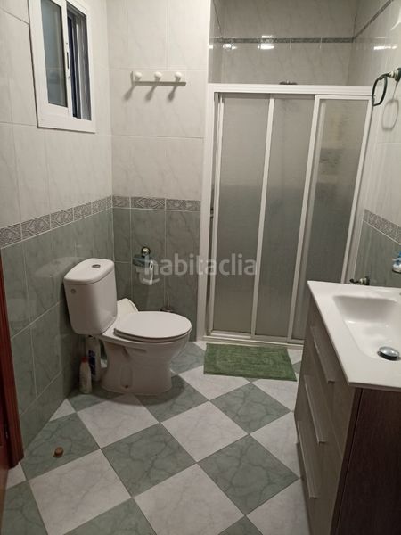 Foto 011b7d4e-1904-4f8d-86eb-02c40e2dbe5f. Casa a Fuente Palmera