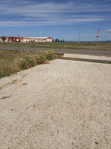 Foto d76b71e2-d4b8-4147-b948-64d7498187ff. Finca rústica a Fuente Palmera