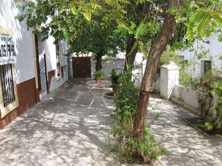 Bauernhof en Calle julio romero 8. Casa de cuatro dormitorios, camarote, sal�n,cocina, ba�o, patio,