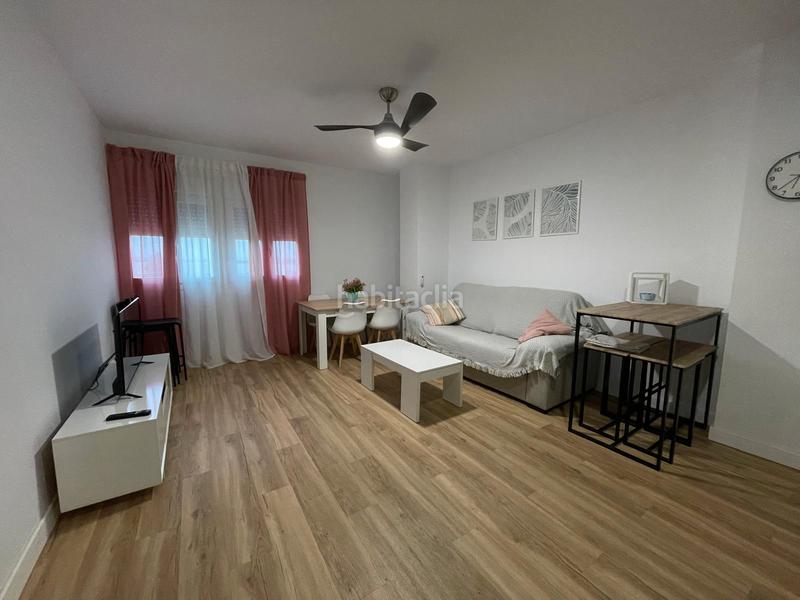 Foto 8f421d5a-2da8-4079-9cbd-0d9292d65a98. Chalet en Camposoto - Gallineras San Fernando