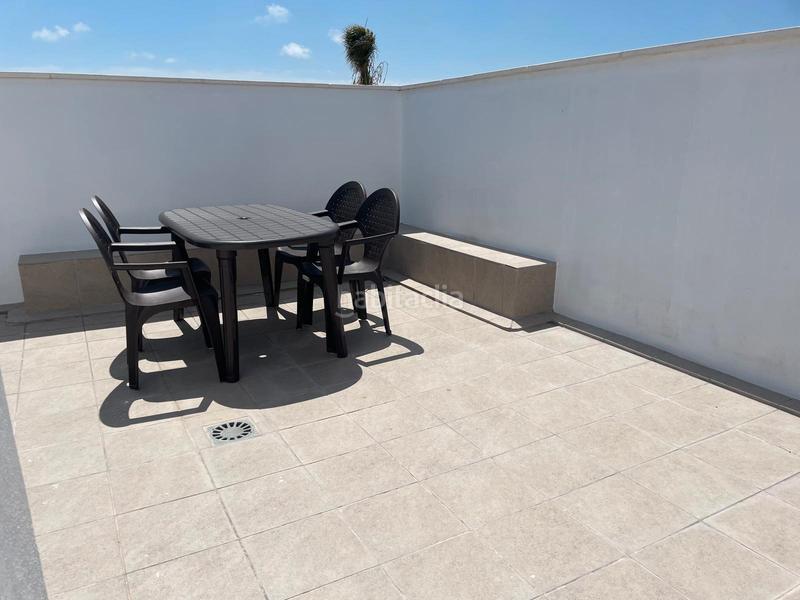 Foto c0824aa5-26c4-481f-9026-91da71922920. Chalet en Camposoto - Gallineras San Fernando