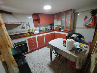 Casa a El Pópulo - Santa María. Finca pequeña en venta en el centro de cádiz