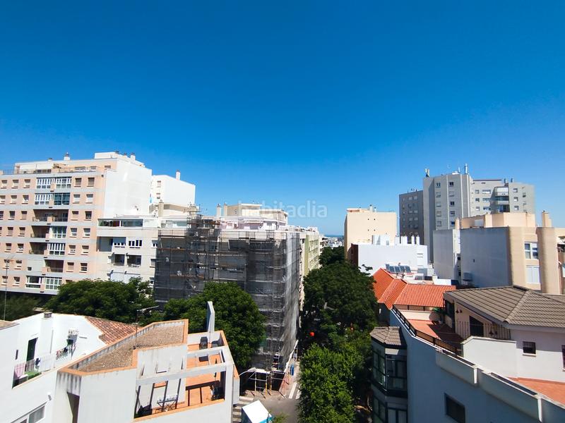 Foto 9bc0cc70-461b-4bf4-b58e-19c0db4ff0d0. Appartamento con piscina in Asdrúbal - Bahía Blanca Cádiz