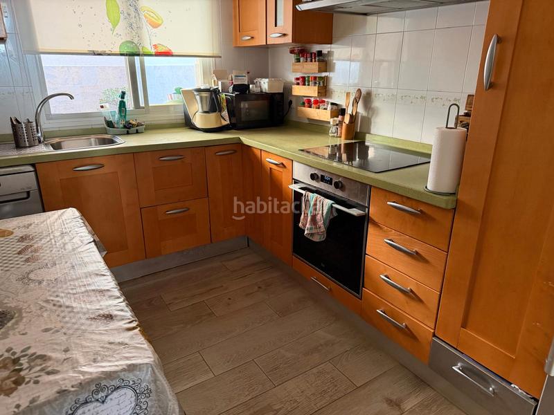 Foto d625b11b-788b-464a-acf2-e5ff8d03bdb2. Casa adosada en Camposoto - Gallineras San Fernando