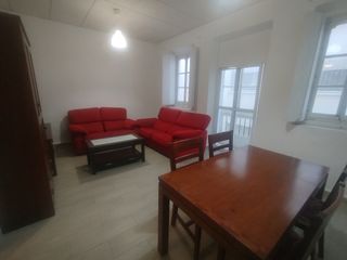 Etagenwohnung en El P�pulo - Santa Mar�a. Piso ideal para familias