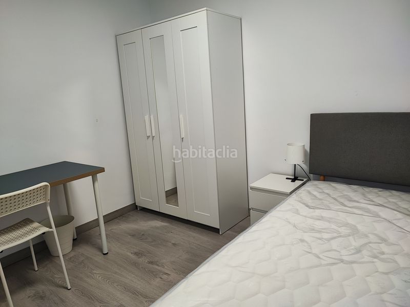 Foto 475d7c5d-e72d-4058-94af-9796475eef56. Rent flat in Centro Histórico Cádiz