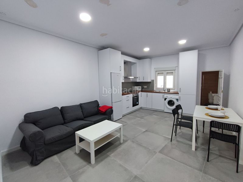 Foto fcf48380-322d-4fc7-807e-2f6019fdf6b1. Rent flat in Centro Histórico Cádiz
