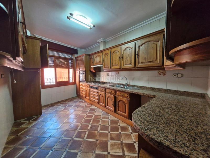 Foto 255b234d-04e5-468f-a6f5-d2eceb9da72a. Casa in Motril ciudad Motril