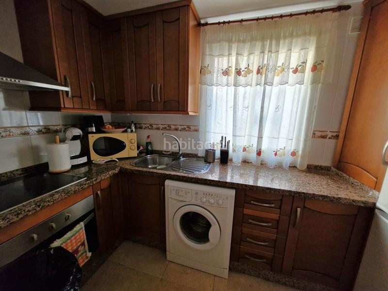 Foto 02a36f9a-e0ae-4c65-9c31-deb2a1fa21ad. Pis amb aparcament a Motril ciudad Motril