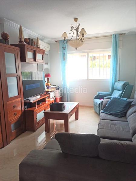 Foto e8be1174-3a4b-4a03-876a-c17edf1afd13. Casa  en venta en Motril ciudad Motril