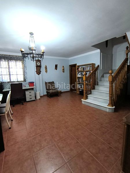 Foto 081dcdb8-c36e-4d76-8498-59f3a2ae8238. Casa amb aparcament a Motril ciudad Motril