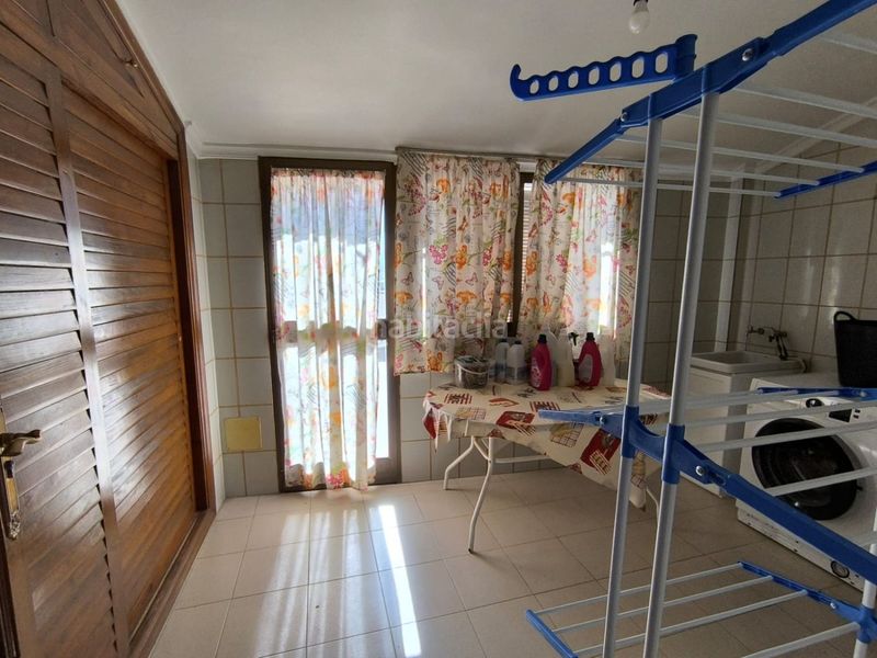 Foto 083c8028-bada-4e1b-83f9-75d6fa8ac666. Casa amb aparcament a Motril ciudad Motril