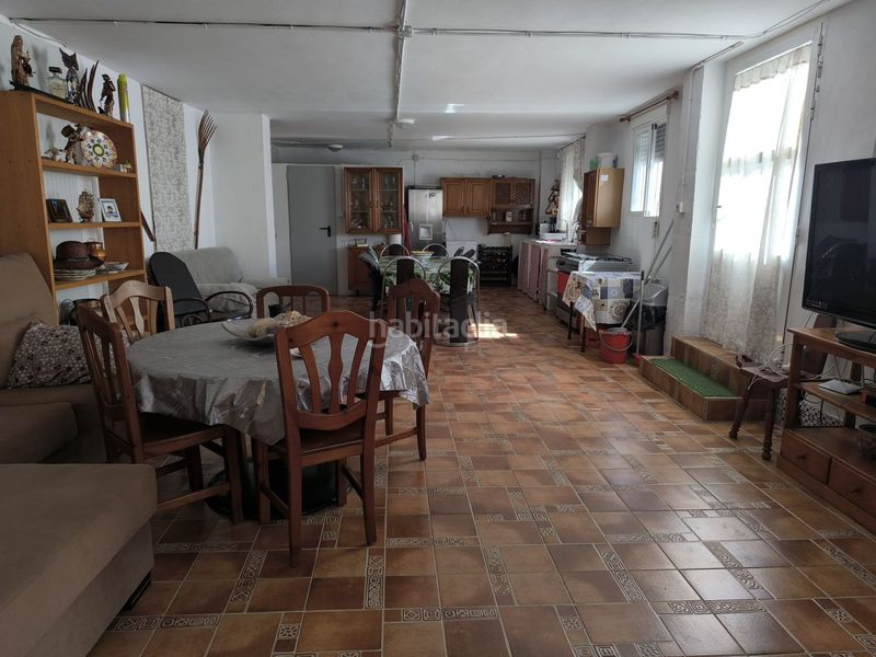 Foto 98ee81c0-fb6d-4723-944f-d7f9d41da752. Casa amb aparcament a Motril ciudad Motril