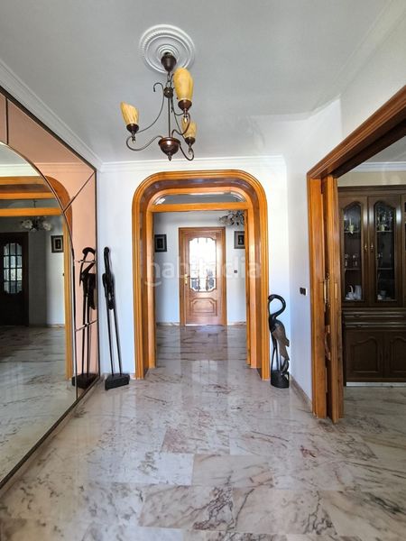 Foto baf5cbee-1e6a-4901-81f2-0fe2a550b141. Casa amb aparcament a Motril ciudad Motril