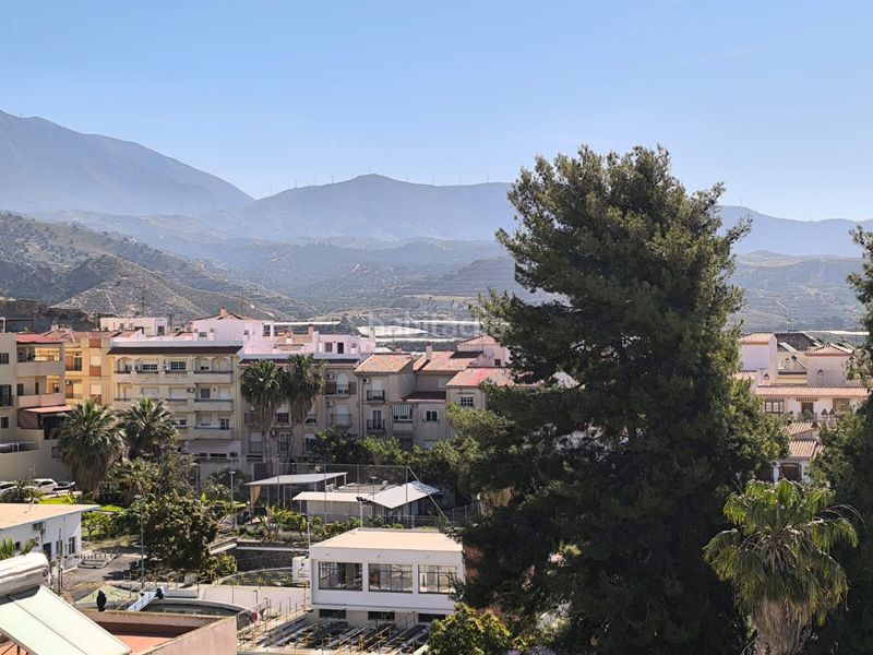Foto cbc3551b-7629-4551-980d-d4303f9a33d2. Casa amb aparcament a Motril ciudad Motril