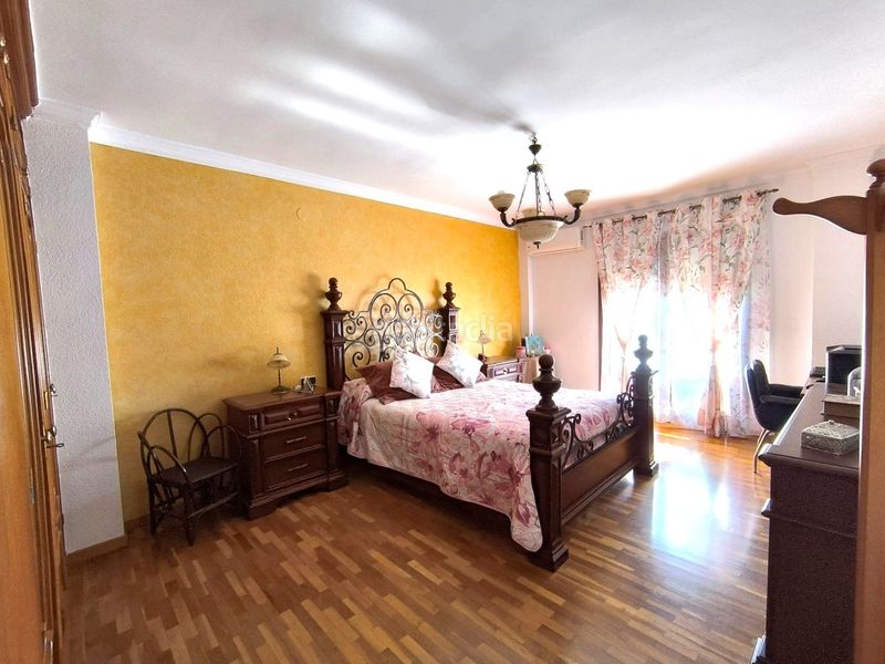 Foto dc7d0430-233d-47cb-87ac-9d33d508a54a. Casa amb aparcament a Motril ciudad Motril