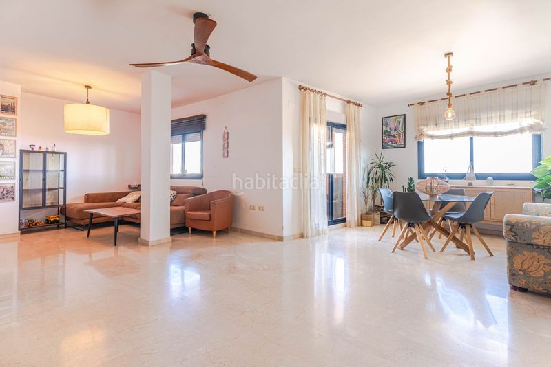 Foto fa45adbe-fa93-47e1-a74a-c04626efe417. Pis amb aparcament piscina a Motril ciudad Motril