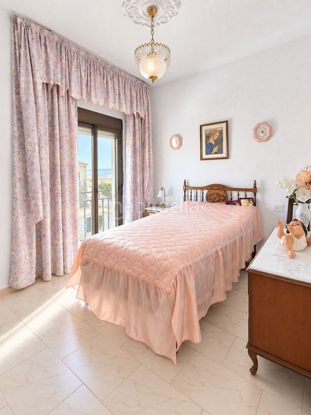 Foto 4485c21d-8098-4b55-9c85-092222ef3177. Casa amb aparcament a Molvízar