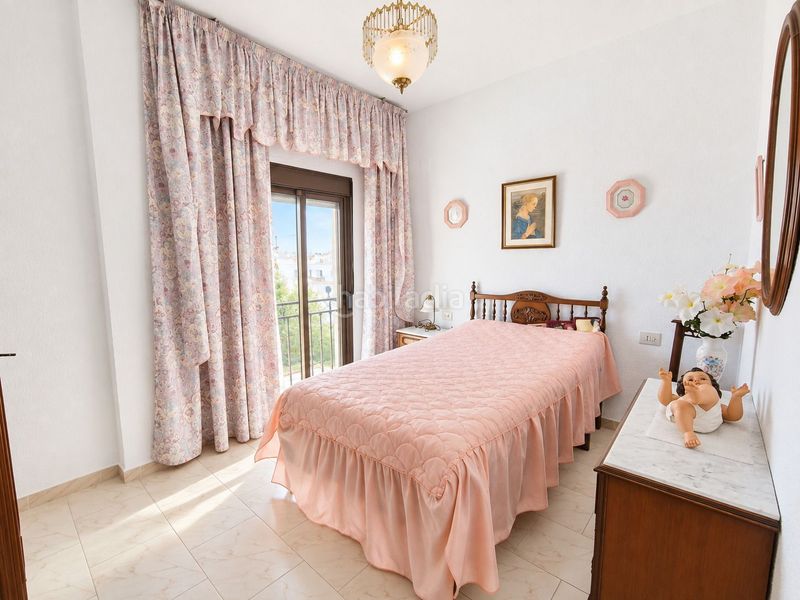 Foto a169692d-97ac-45c4-bb21-32f9fb57add6. Casa amb aparcament a Molvízar