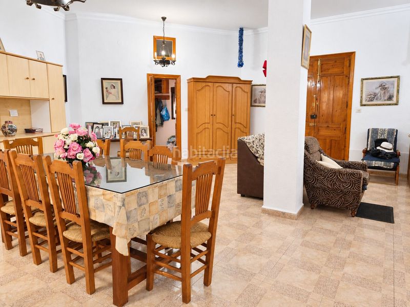 Foto bb7b17e0-3e09-4868-bbfa-c3f25d21dc79. Casa amb aparcament a Molvízar