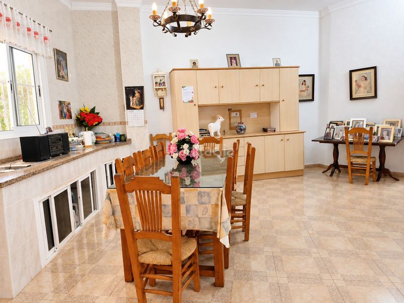 Foto de23c87d-a9c3-4c27-9987-7a38d7a9df8d. Casa amb aparcament a Molvízar