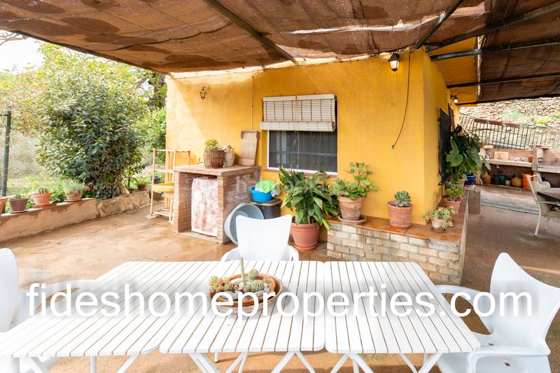 Foto b39ecf57-5915-4e5e-a581-37935cf887e5. Masia a Dúrcal